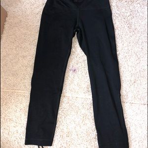 Black lace up leggings💕